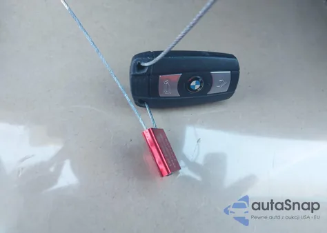 2006 BMW 325I z USA, uszkodzony, nr VIN WBAVB13536KX51200